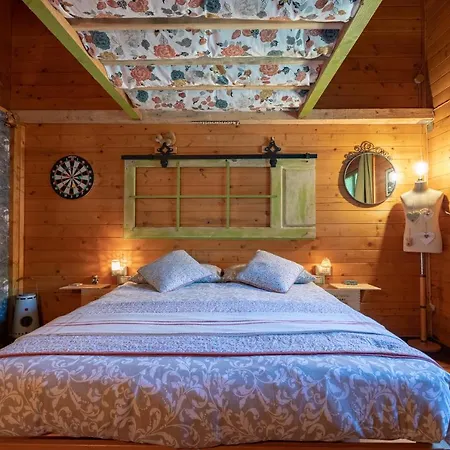 Bed and Breakfast La Tana Dello Scoiattolo - Adults Only à Murazzano  Extérieur photo